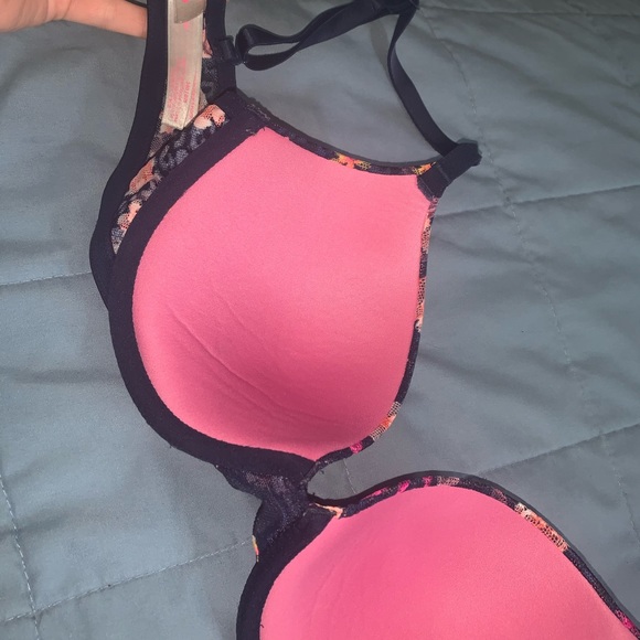 Pink push up bra - Picture 2 of 2